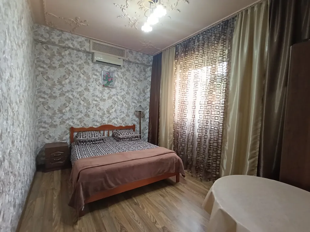 Целый этаж в доме из 4 комнат