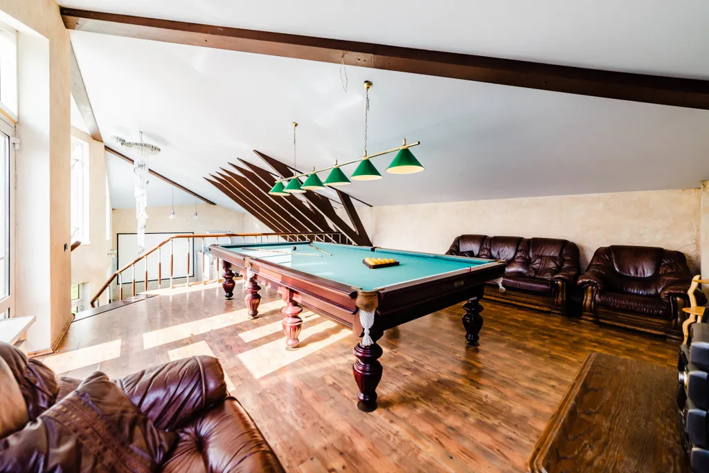 Дом в Красногорске с бассейном и сауной