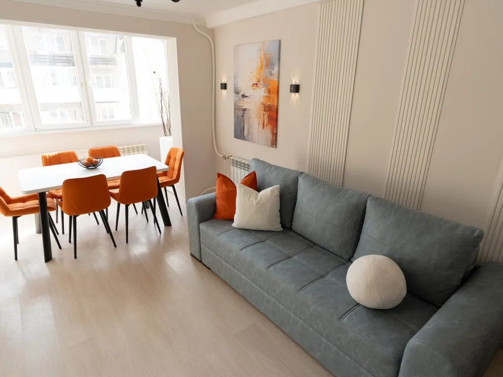 Дизайнерская квартира с видом на горы в центре Домбая