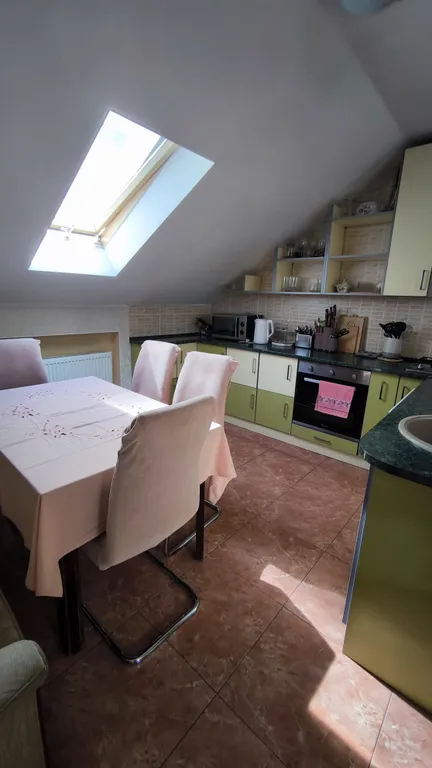 Уютная мансарда возле парка