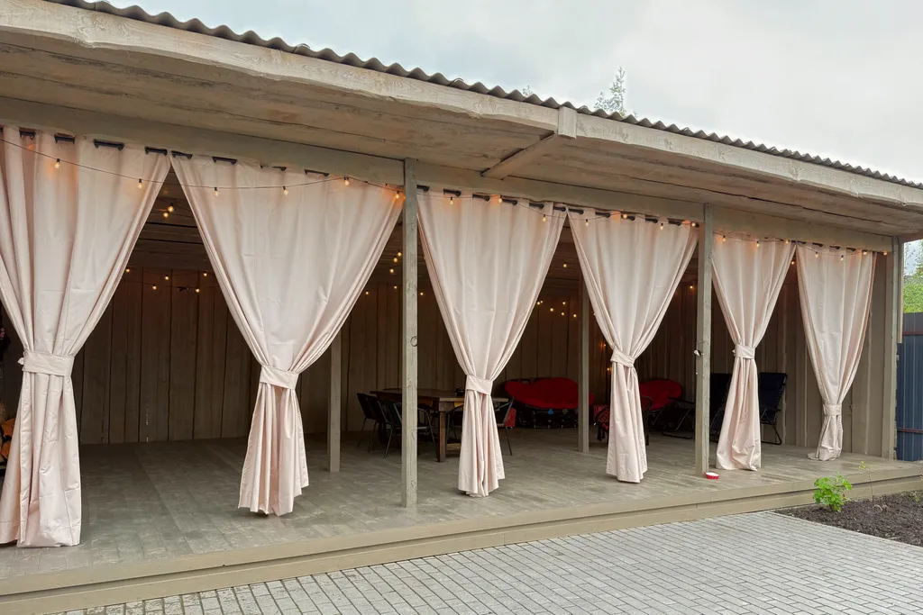 Касл руж - дом у Павловского парка