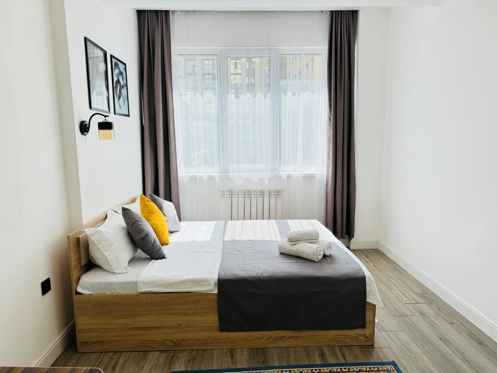 417/1 Grey and Yellow в ЖК Sholpan City