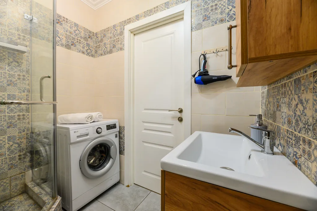 Квартира Изумрудная студия в Молодежке — Алматы