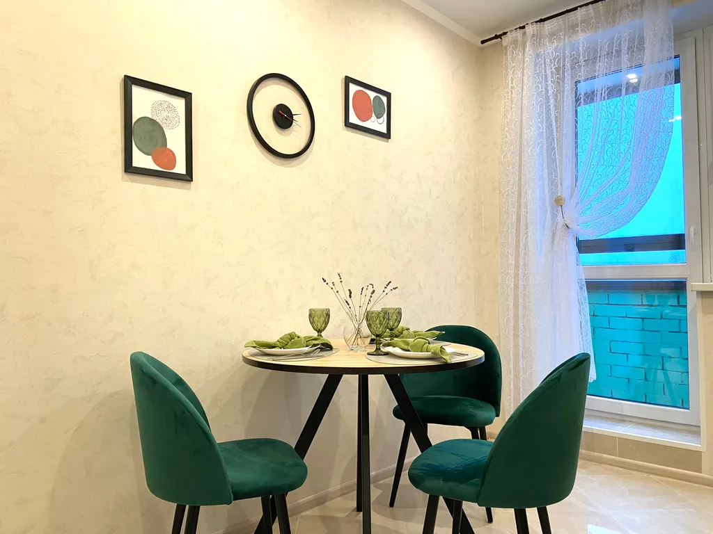 Современная квартира в центре в новом доме с частной парковкой