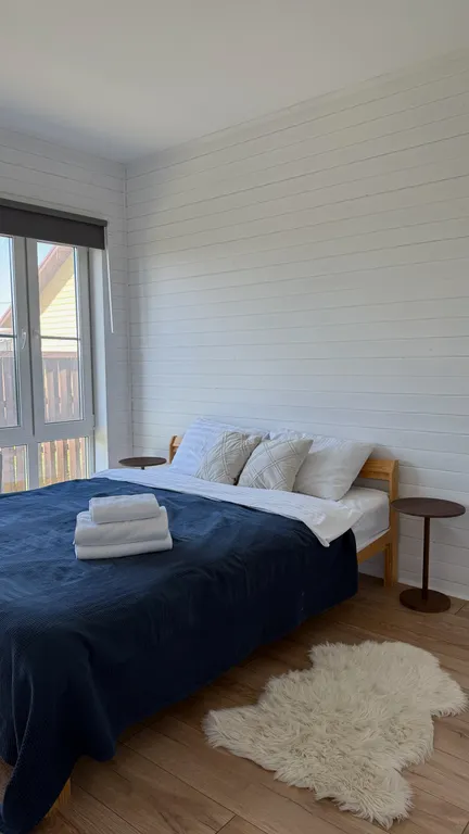 Коттедж Большой семейный дом с панорамными окнами у леса и озера — Семеновское