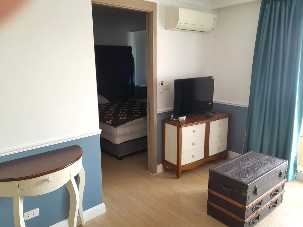 Квартира в элитном доме с бассейном