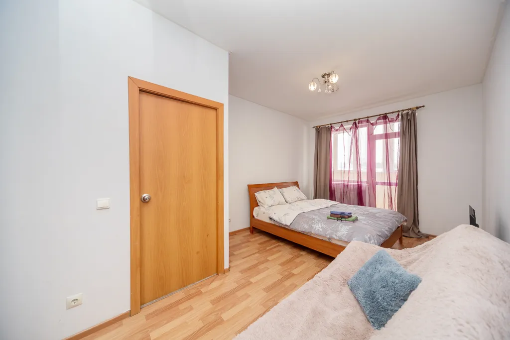 Уютная квартира в жилом доме Жасмин — аренда посуточно в Пермь