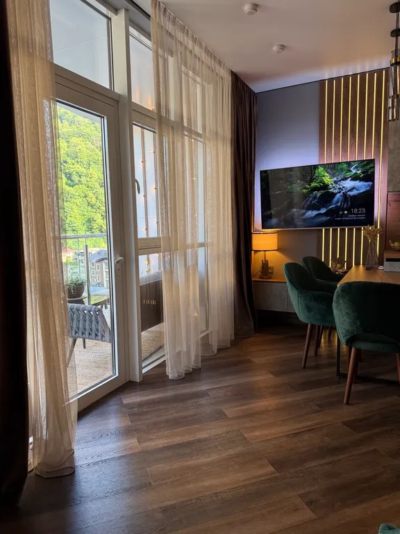 Эко квартира на море с большим балконом