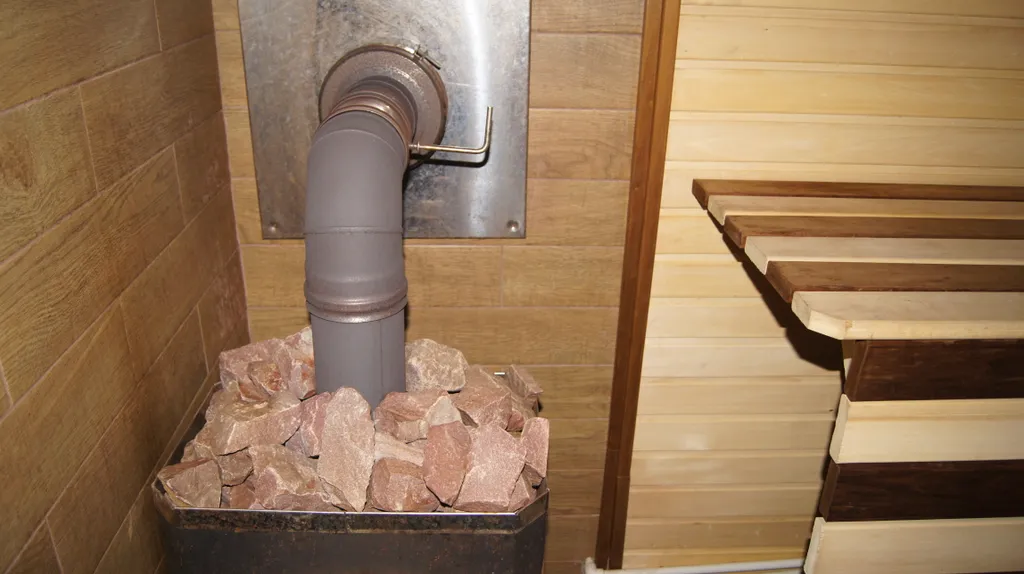 Коттедж с баней и бассейном