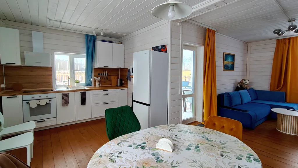 Дом с террасой