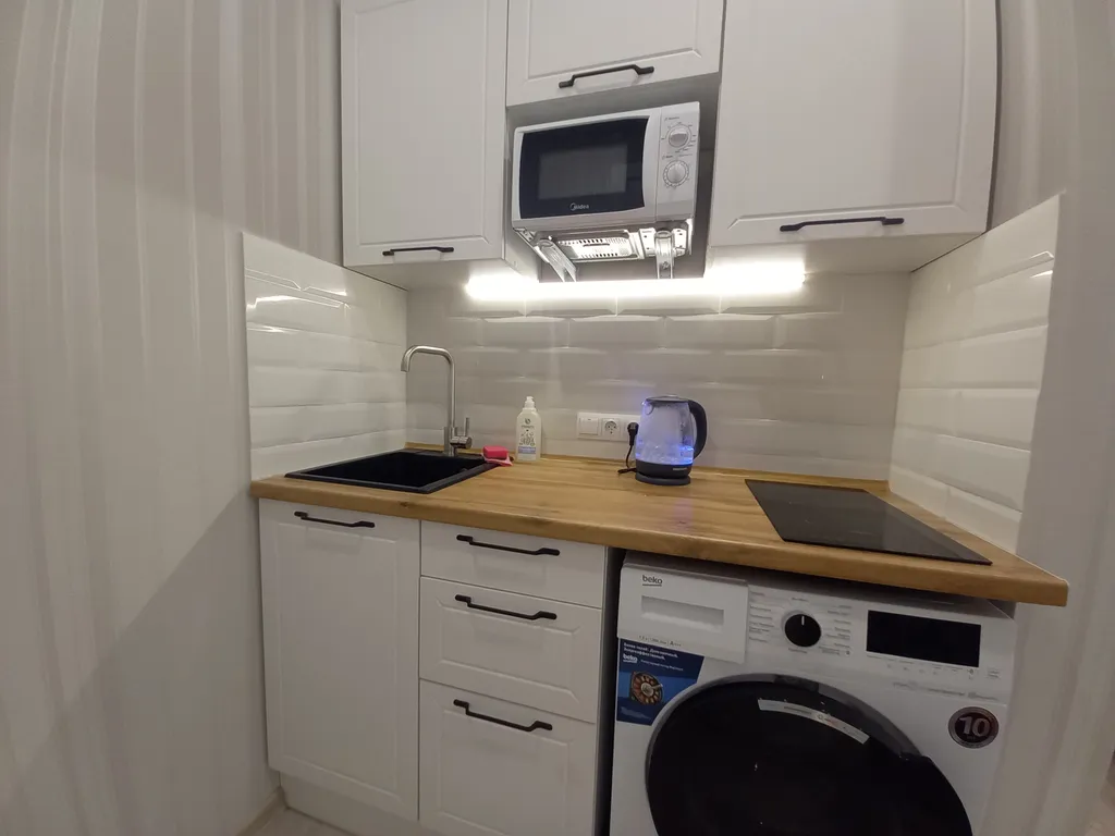 Квартира Апартаменты Terrazza рядом с вокзалом с террасой и свежим ремонтом — Сочи