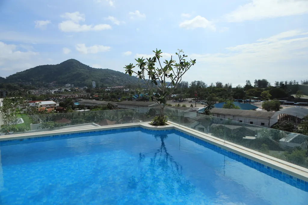 Новая квартира с двумя спальнями и бассейном у моря, пляж Камала