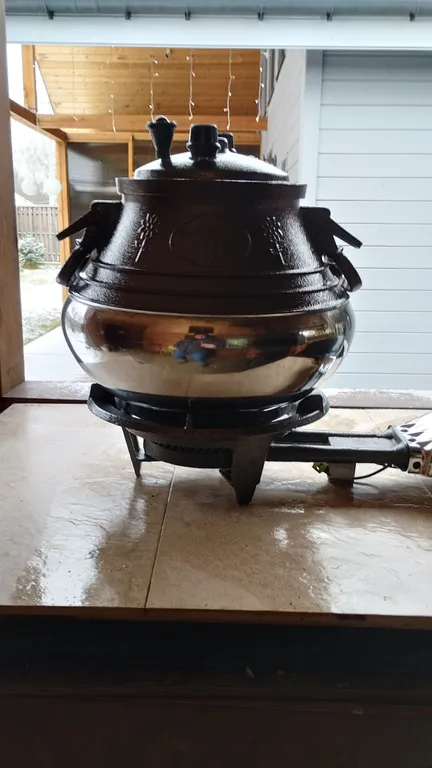 Стильный коттедж с баней и купелью