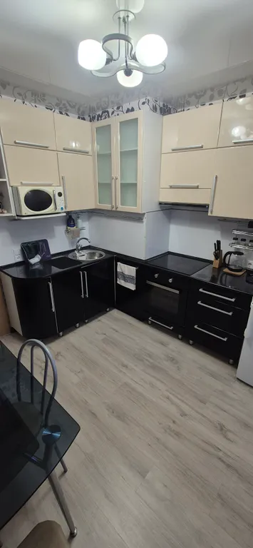 Квартира 2-комнатная Квартира — Тихвин