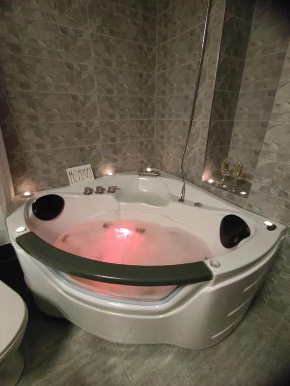 Омск Кировский у ТЦ Мега