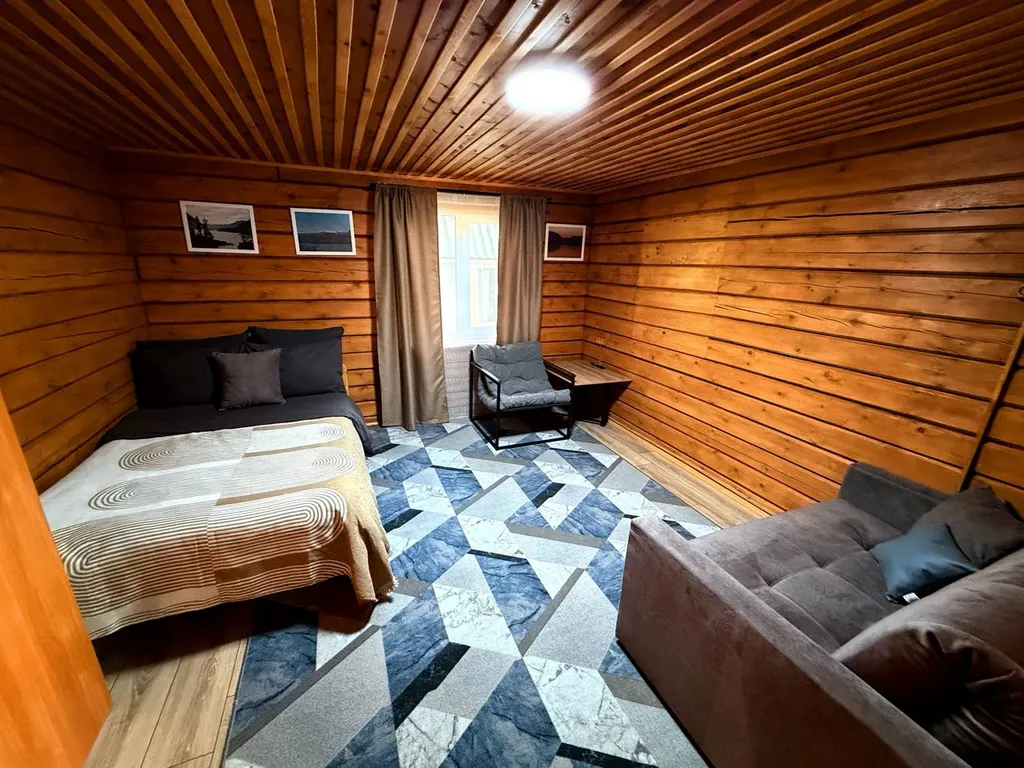 Дом с видом на озеро