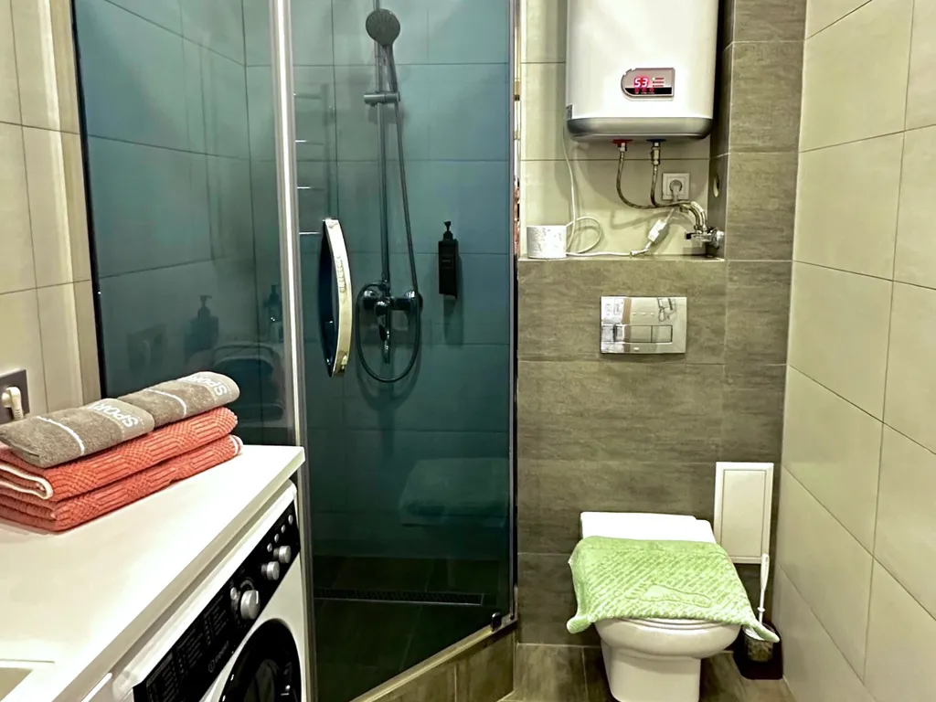 Красивая квартира в новом доме с отличным ремонтом