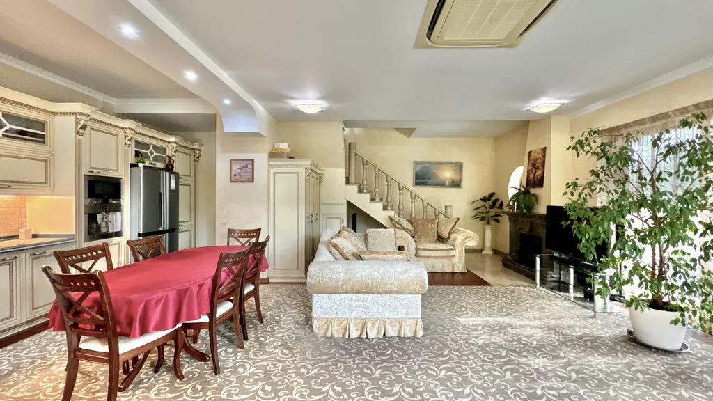 Коттедж Вилла возле Царской тропы в Нижней Ореанде — Ореанда