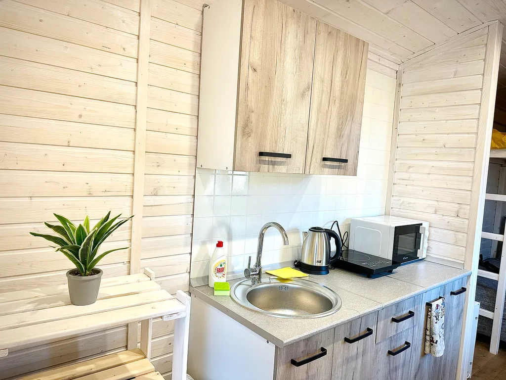 Уютный дом у залива