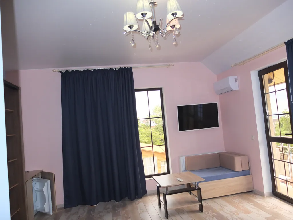 Полулюкс для 2х человек с ребёнком и видом на море