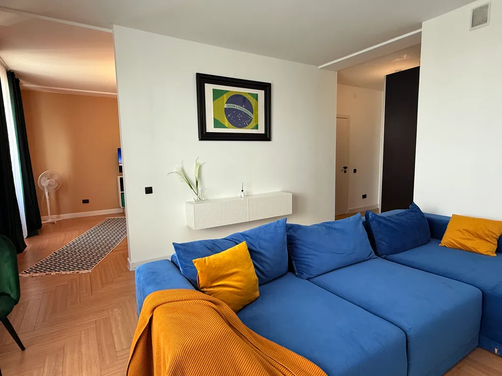 Квартира Дизайнерские апартаменты — Екатеринбург