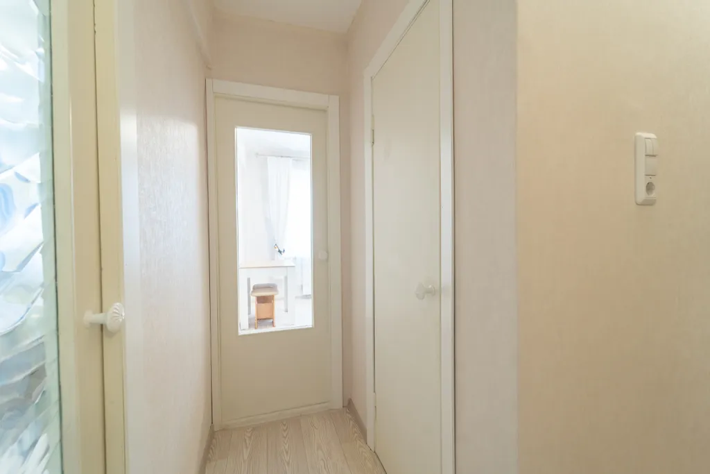 Светлая квартира в шаговой доступности от Ледового Дворца