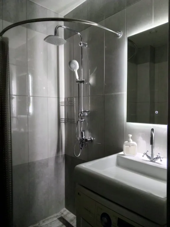 Просторная, уютная, с шикарным видом на фонтан двушка