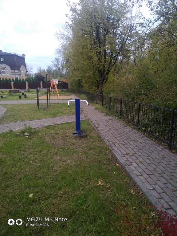 Квартира у парка на берегу речки