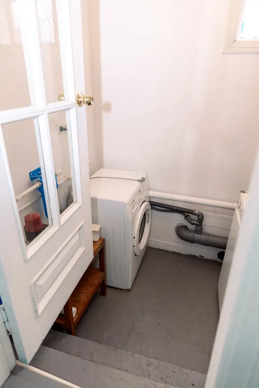 Уютный дом в тихом месте недалtко от центра посёлка