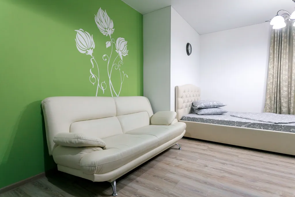 Студия рядом с ИМР имени Цыба