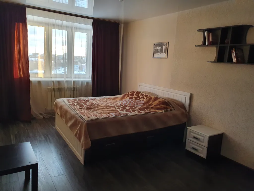 Евро-двушка , однокомнатная квартира в центре Вологды .