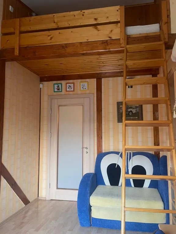 Особняк на берегу Тихого озера