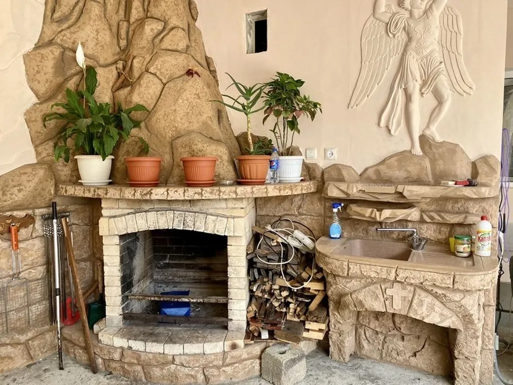 Уютная 2-комнатная квартира в центре поселка с развитой инфраструктурой