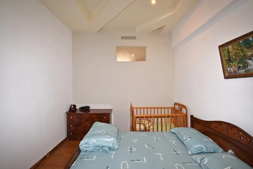 Трехкомнатная квартира в центре