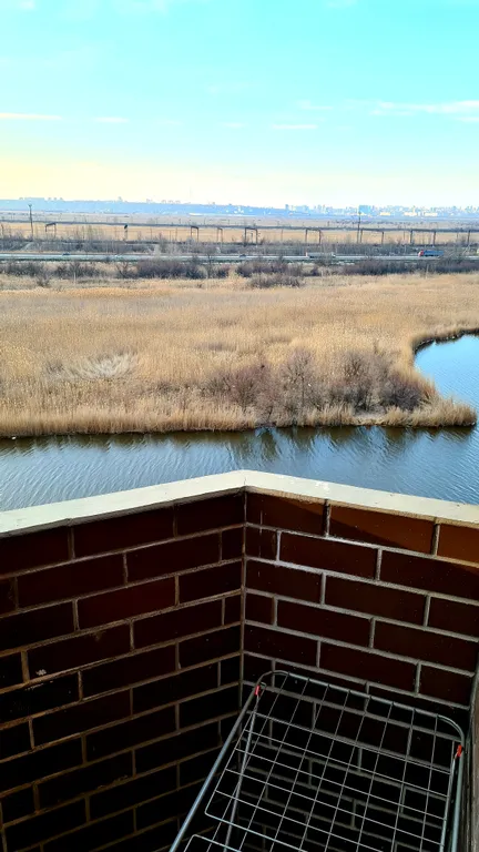 Евродвушка с видом на реку