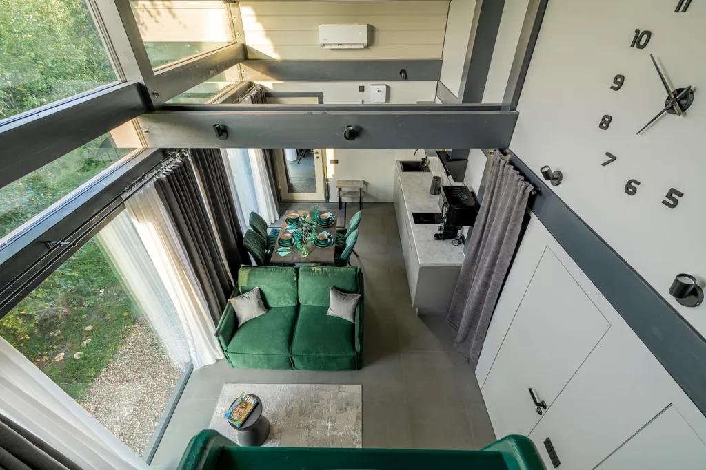 Изумрудный домик в загородном клубе у плещеева озера