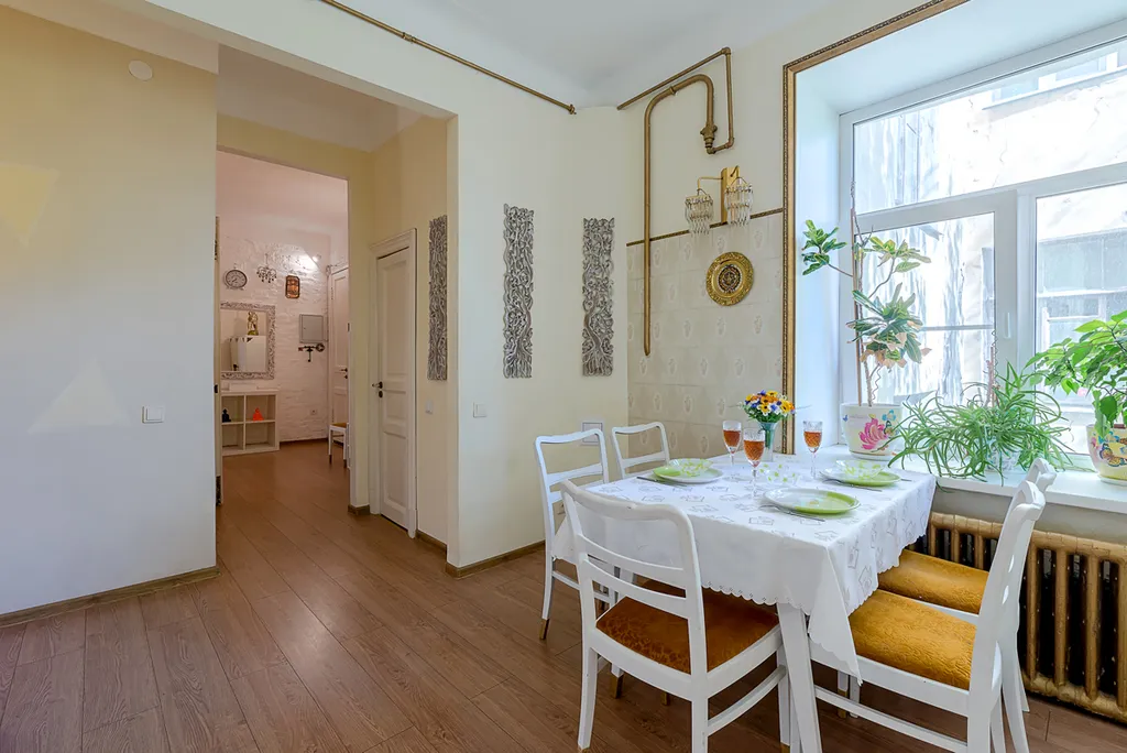 Артистические апартаменты Старинный Рояль