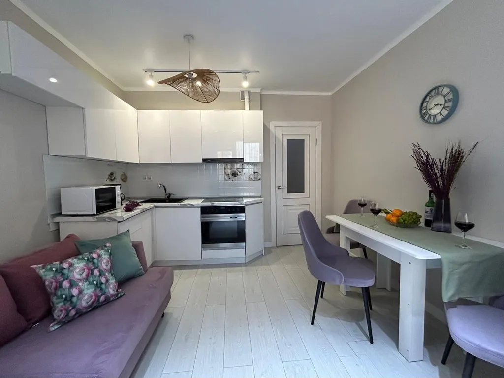 Трехкомнатные апартаменты Лавандовая гавань в самом центре Алматы