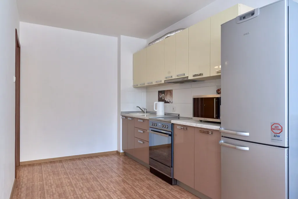 1-ком. кв-ра на Киевской, 70/3, № 2 рядом с НИИ Кардиологии