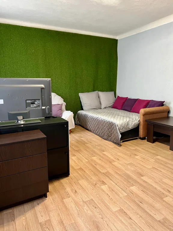 Уютная двушка в минуте от вокзала