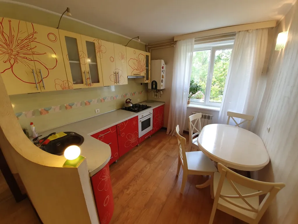 3-комнатная Квартира — аренда посуточно в Евпатория