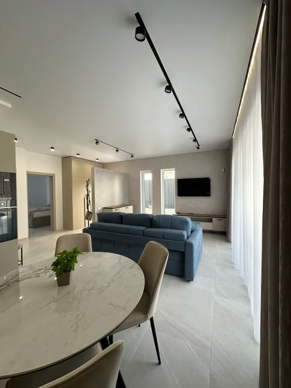 Дом с дизайнерским ремонтом