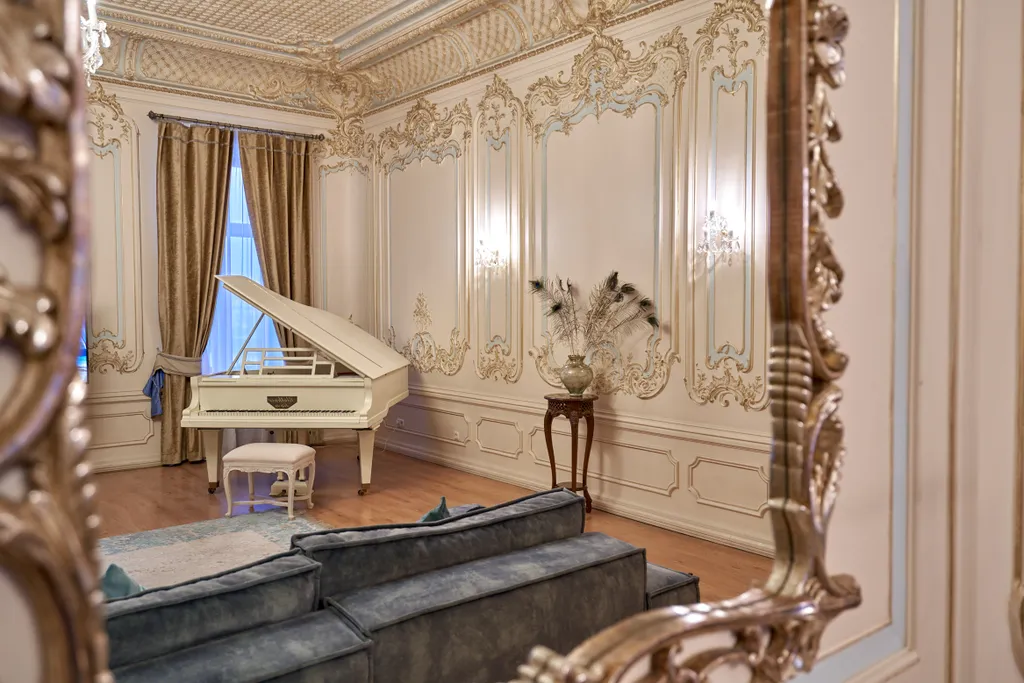 Роскошная квартира премиум класса с видом на Неву