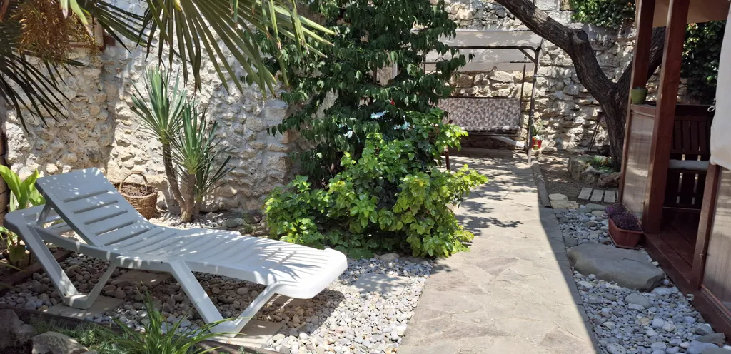 Коттедж Уютный домик с беседкой в центре — Севастополь