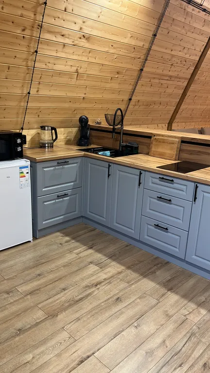 А-фрейм дом с видом на на горы