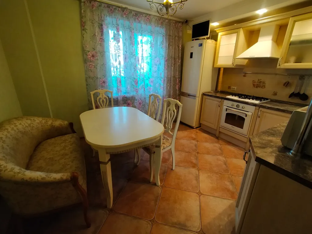 Квартира в 2 минутах от центра на 5 чел