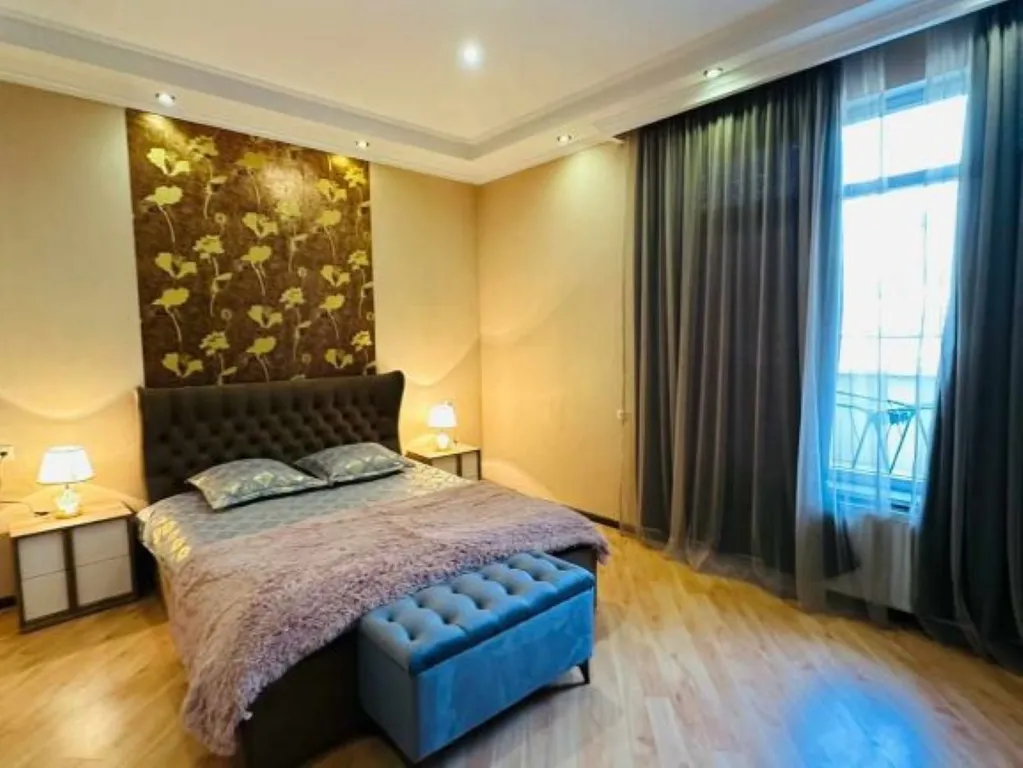 Квартира около центрального парка — аренда посуточно в Тбилиси