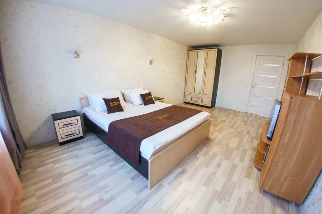 Двухкомнатная квартира в центре города — аренда посуточно в Тула