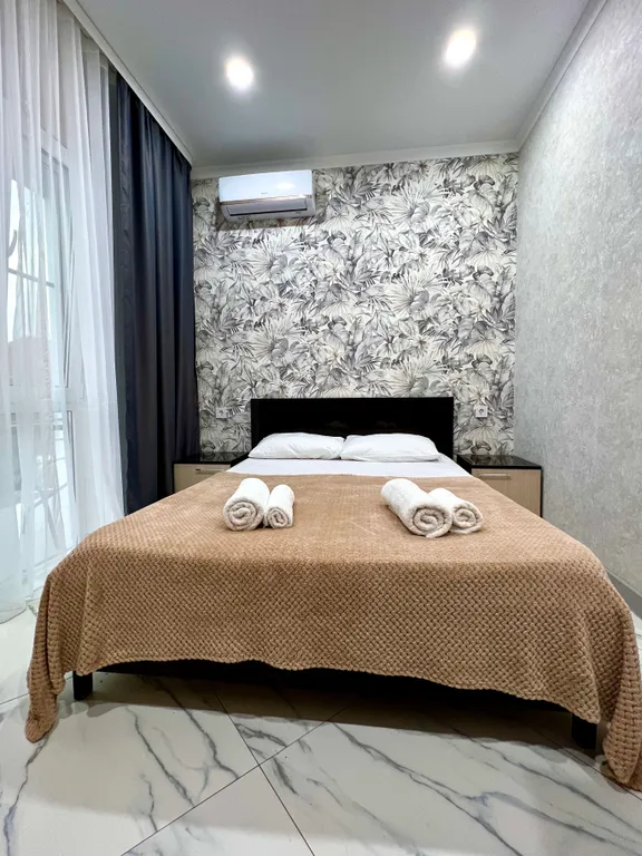 Квартира двухместный номер улучшенный с балконом — аренда посуточно в Дивноморское