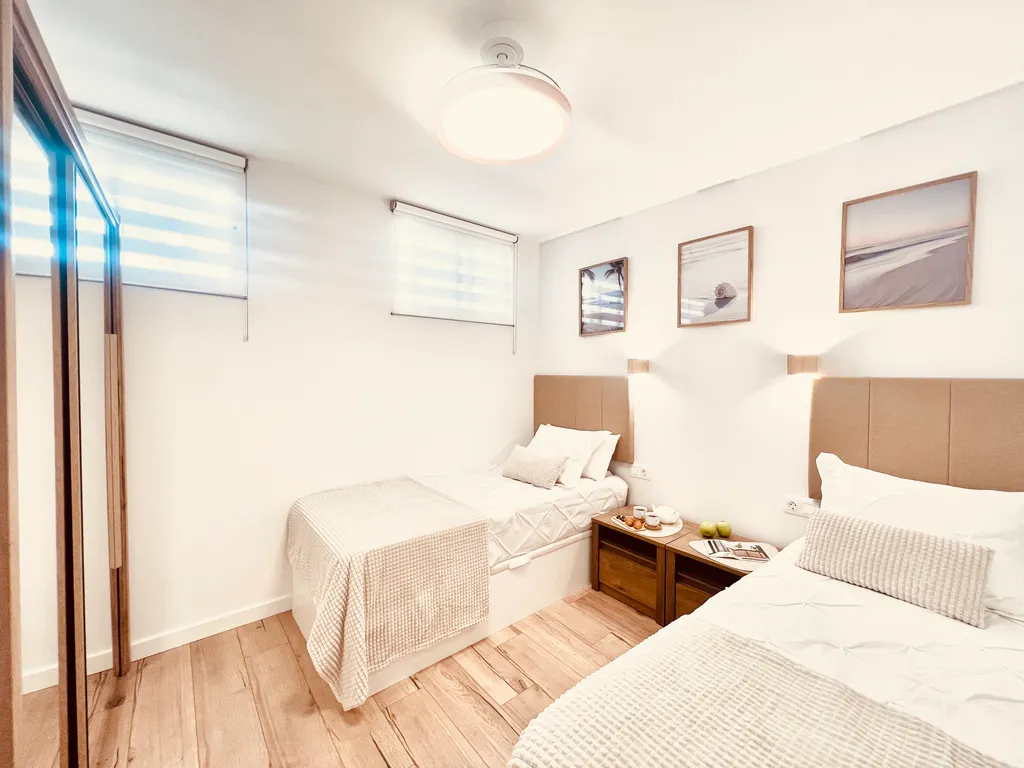 PaulMarie Apartment with heated pool in Las Brisas